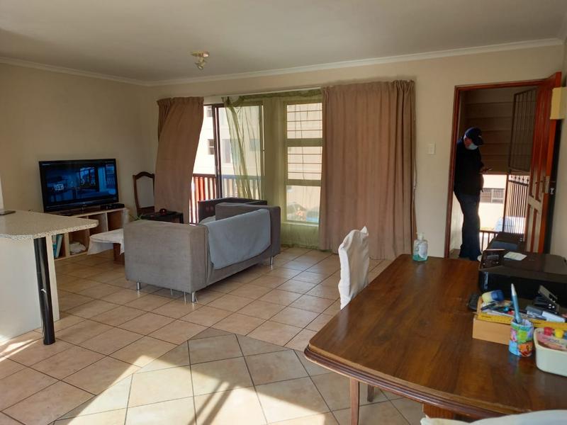 To Let 2 Bedroom Property for Rent in Parklands Western Cape
